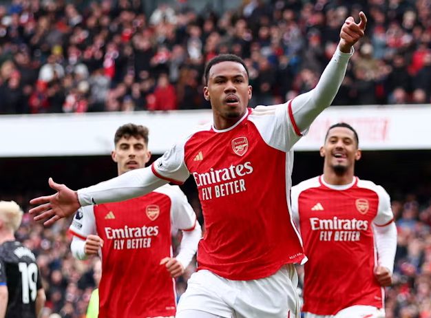 Premier League Predictions, Nottingham Forest vs. Arsenal, Tuesday Night